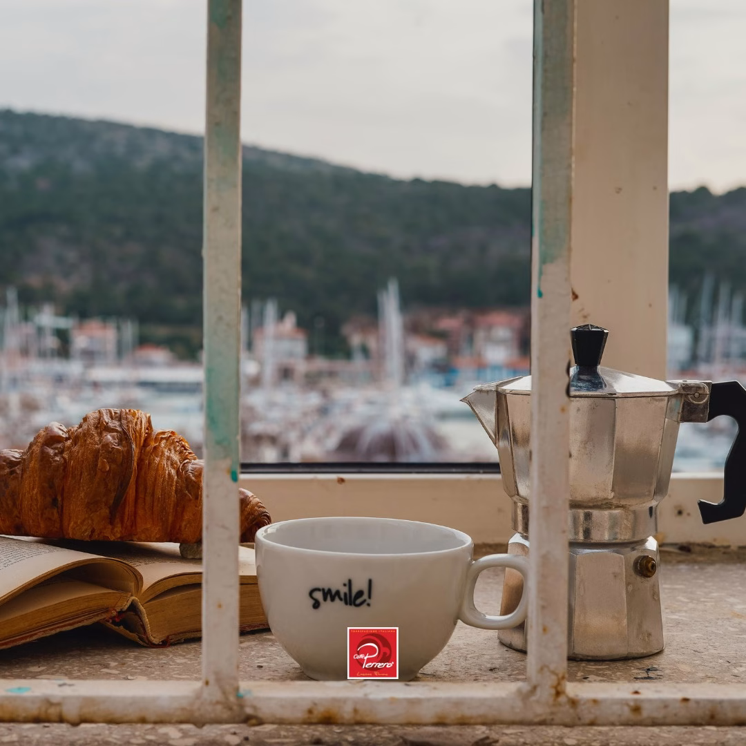 Una moka che borbotta piano, un cornetto fragrante e un buon libro...non serve altro per iniziare bene la giornata. 
Il caffè non è solo una bevanda, è un rituale, un momento tutto tuo, quel piccolo lusso quotidiano che ti appartiene prima che il mondo si metta in moto!
Qual è il tuo rituale del caffè preferito?

#rituals #caffeperrero #torrefazioneartigianale #coffeeroastercompany #caffè #coffee #familypassionsince1971